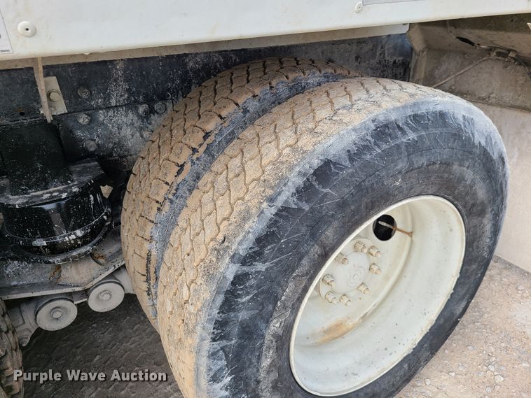 image for item DG7703 2003 Kenworth W900B ready mix truck