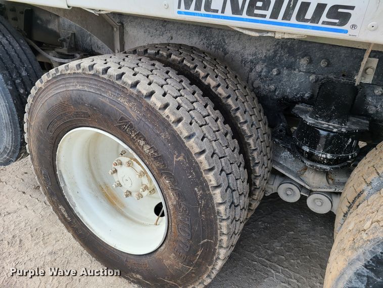 image for item DG7703 2003 Kenworth W900B ready mix truck