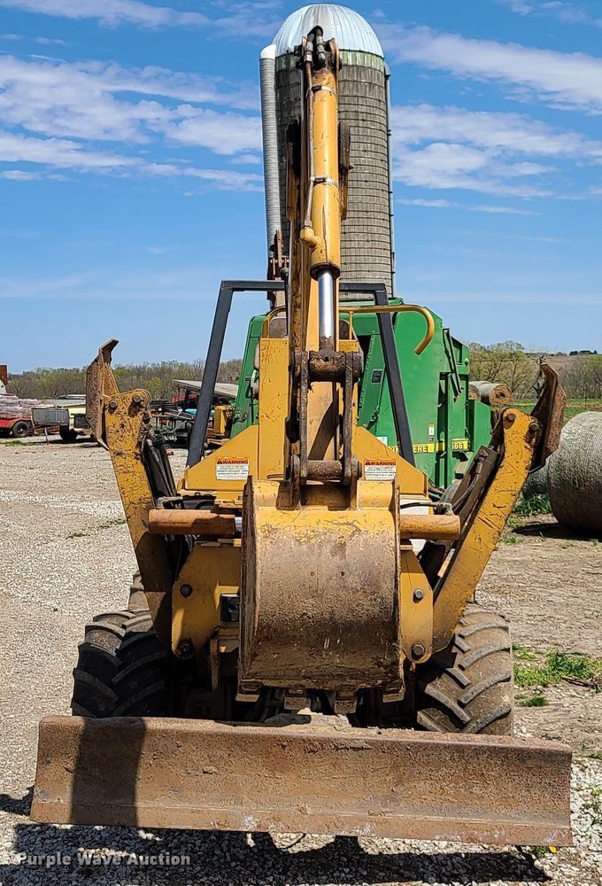 image for item DG7704 Case 560 trencher