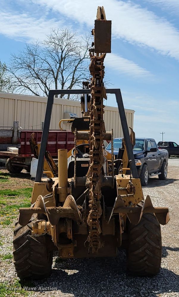 image for item DG7704 Case 560 trencher