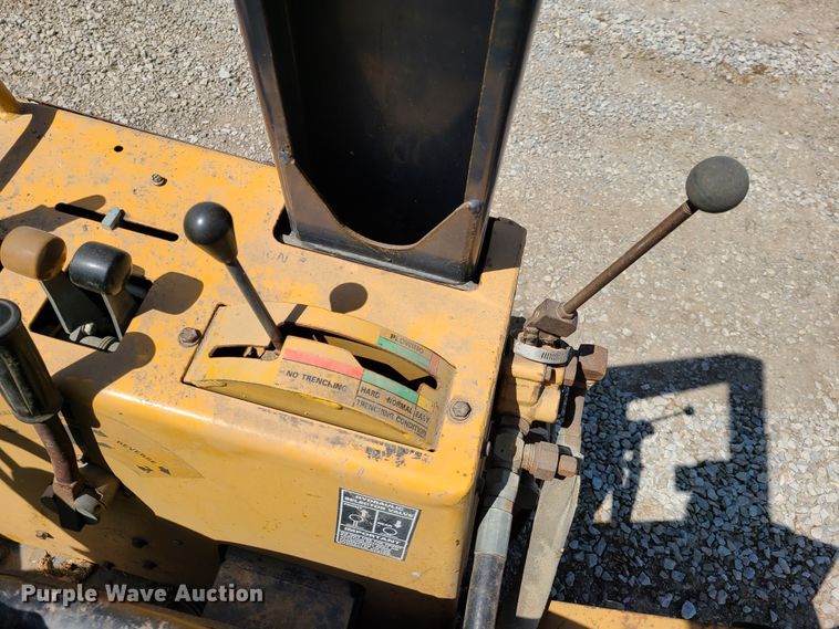 image for item DG7704 Case 560 trencher