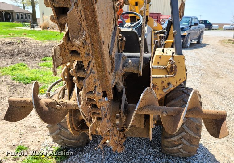 image for item DG7704 Case 560 trencher