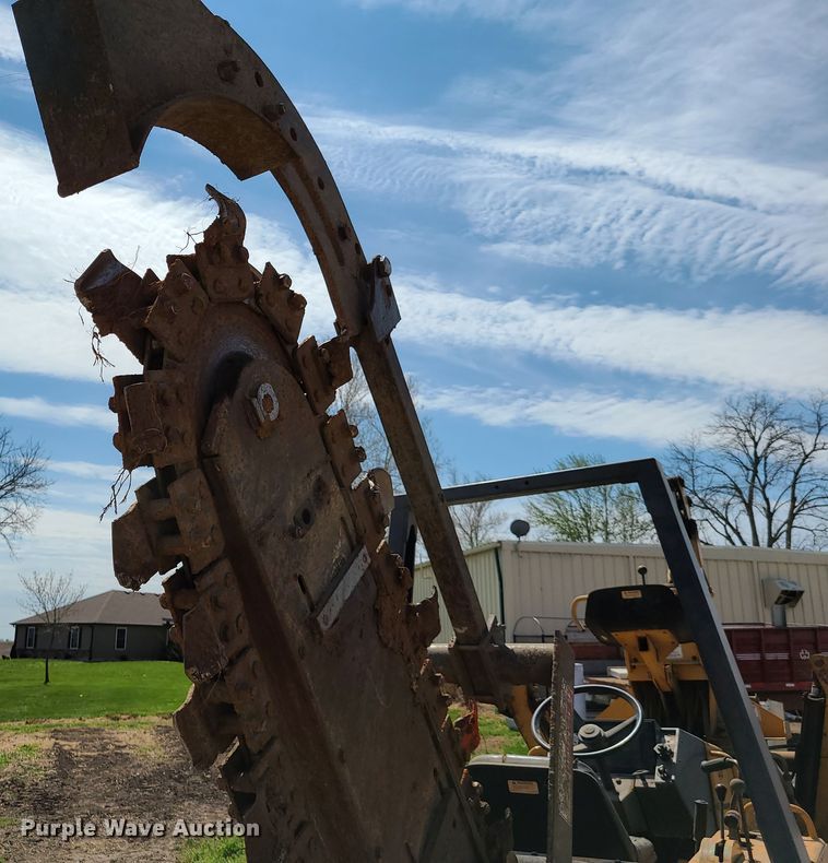 image for item DG7704 Case 560 trencher