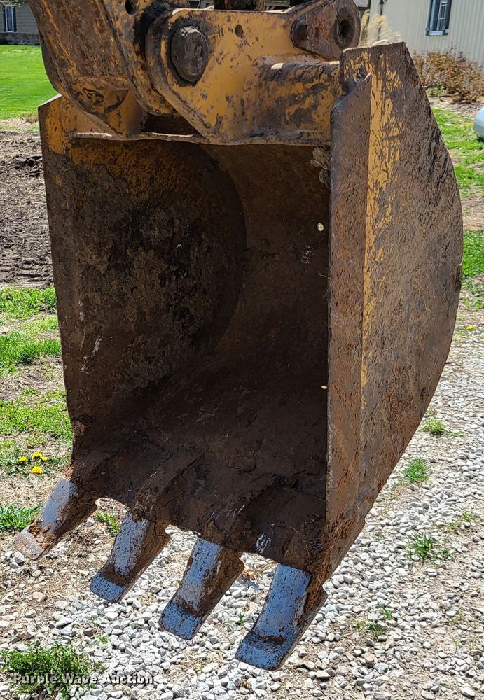 image for item DG7704 Case 560 trencher