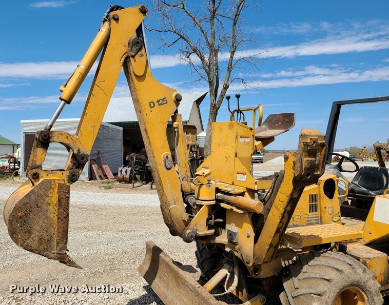 image for item DG7704 Case 560 trencher