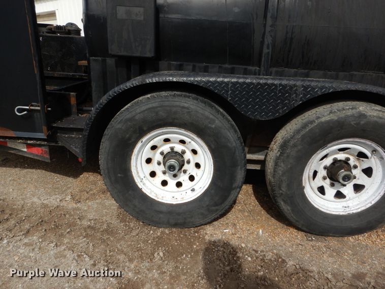 image for item DH5094 2013 Equipt-mfg seal coat trailer