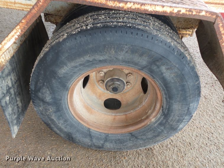 image for item DH7908 2004 R&W pole trailer