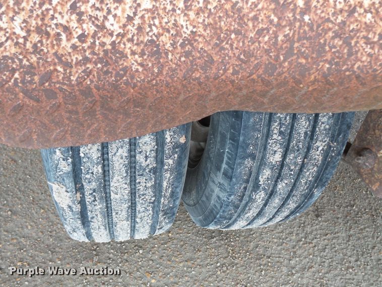 image for item DH7908 2004 R&W pole trailer