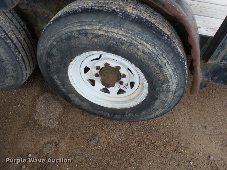 image for item DH7910 1992 R&W utility trailer