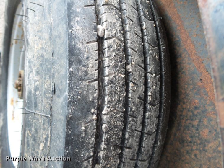 image for item DH7910 1992 R&W utility trailer