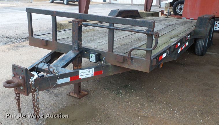 image for item DH7911 2001 R&W utility trailer