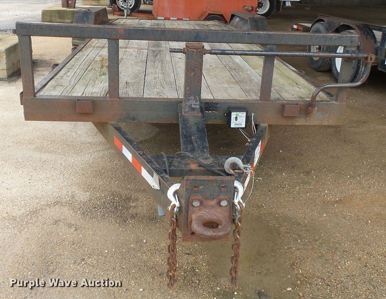 image for item DH7911 2001 R&W utility trailer