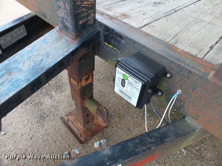 image for item DH7911 2001 R&W utility trailer