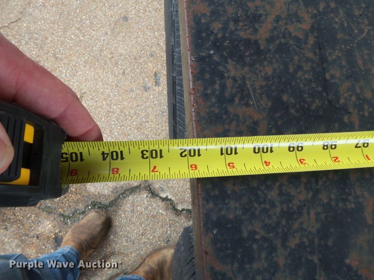 image for item DH7911 2001 R&W utility trailer