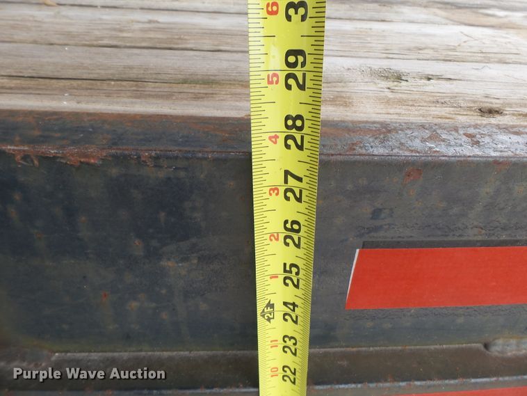 image for item DH7911 2001 R&W utility trailer