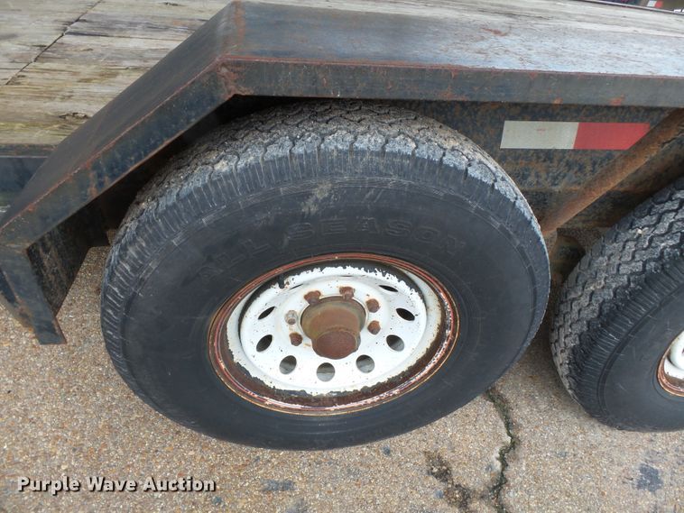 image for item DH7911 2001 R&W utility trailer
