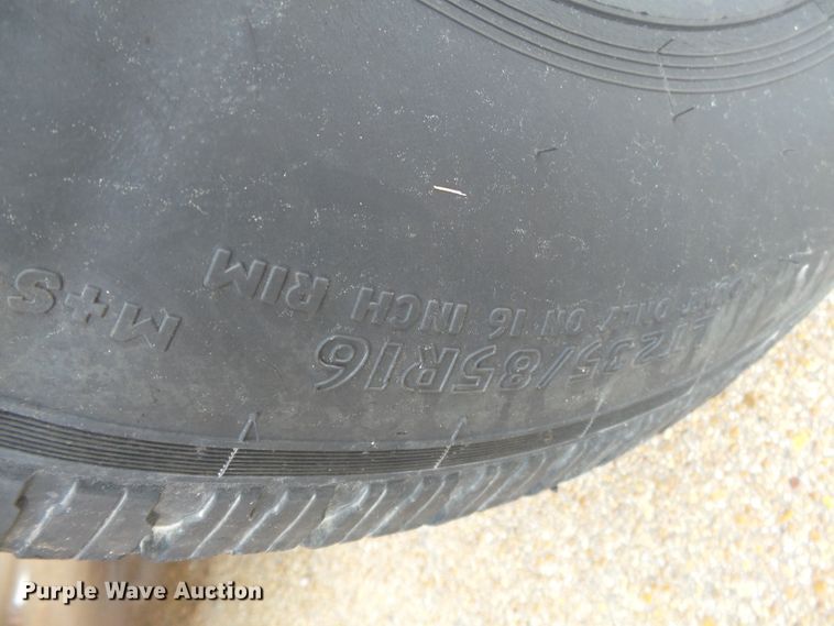 image for item DH7911 2001 R&W utility trailer