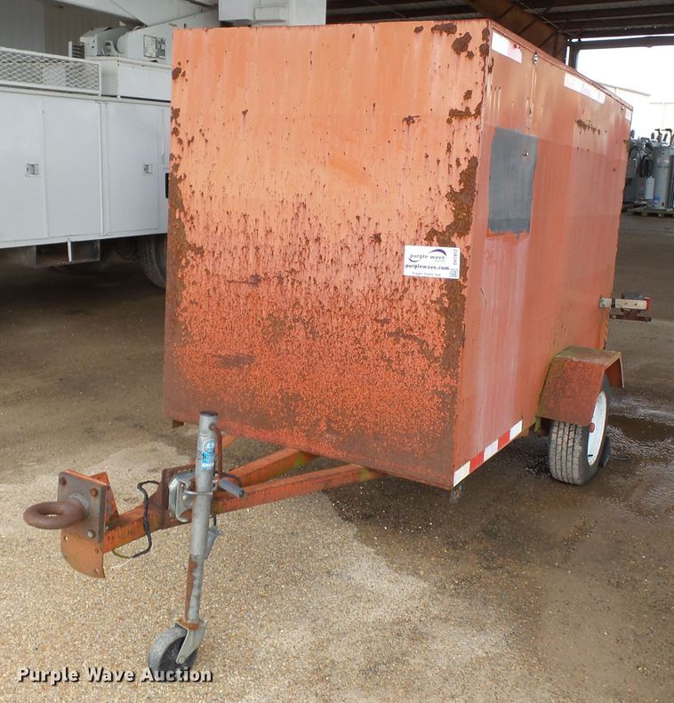 image for item DH7912 1987 ARCT enclosed cargo trailer
