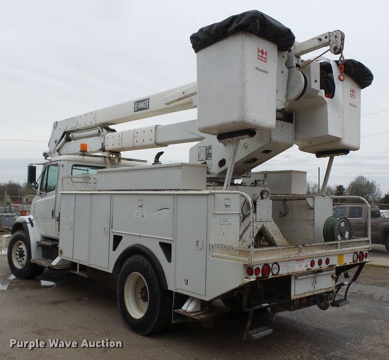 image for item DH7913 2001 Freightliner FL80 bucket truck