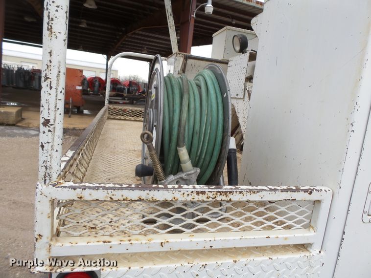 image for item DH7913 2001 Freightliner FL80 bucket truck