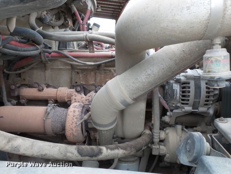 image for item DH7913 2001 Freightliner FL80 bucket truck