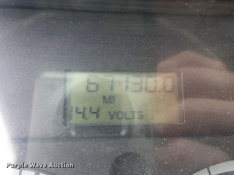 image for item DH7913 2001 Freightliner FL80 bucket truck