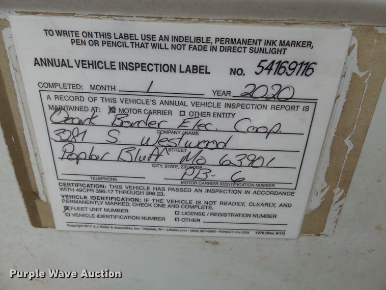 image for item DH7913 2001 Freightliner FL80 bucket truck