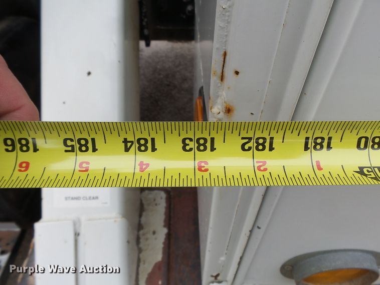 image for item DH7913 2001 Freightliner FL80 bucket truck