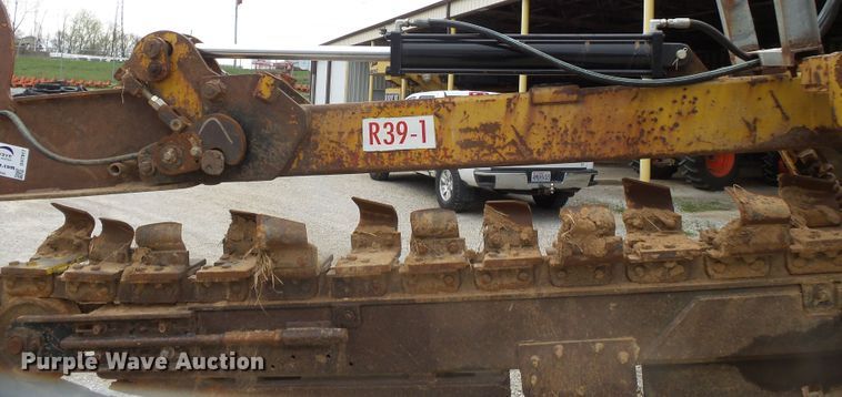 image for item DH7917 Vermeer T600C trencher