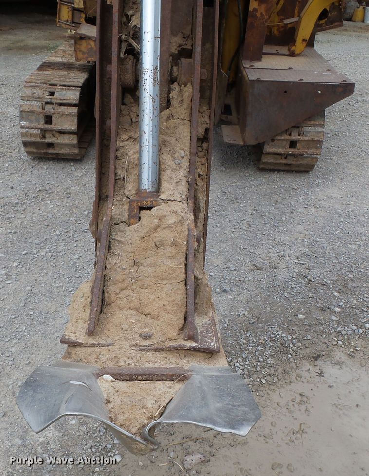 image for item DH7917 Vermeer T600C trencher