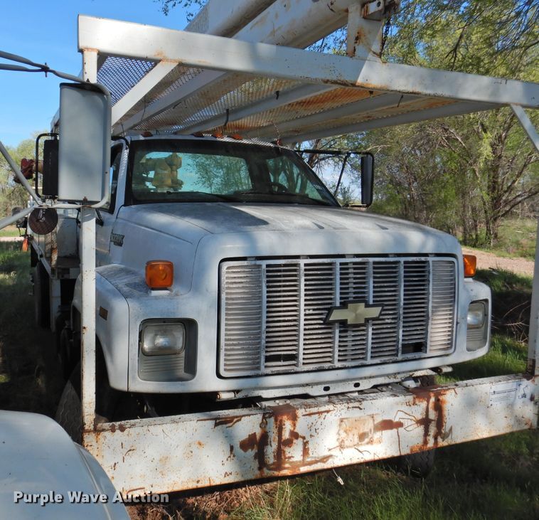 image for item DI0066 1994 Chevrolet Kodiak bucket truck