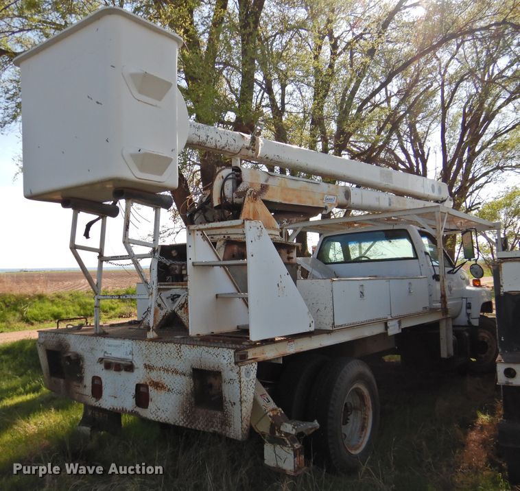 image for item DI0066 1994 Chevrolet Kodiak bucket truck
