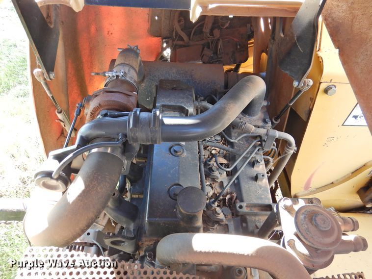 image for item DI0068 2004 Vermeer BC1000XL wood chipper