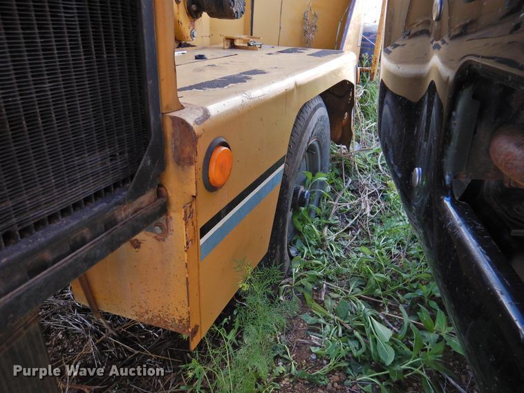 image for item DI0068 2004 Vermeer BC1000XL wood chipper