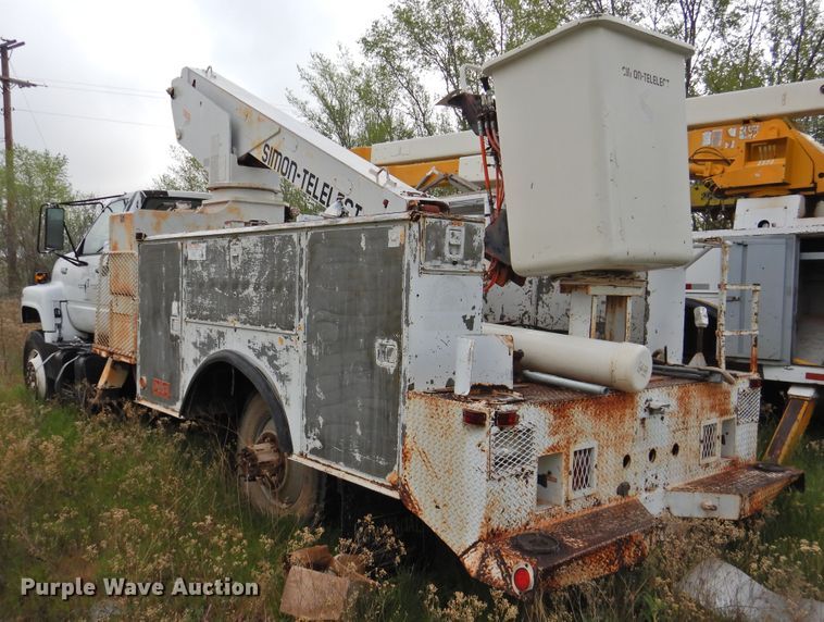 image for item DI0069 1993 Chevrolet Kodiak bucket truck