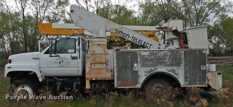 image for item DI0069 1993 Chevrolet Kodiak bucket truck