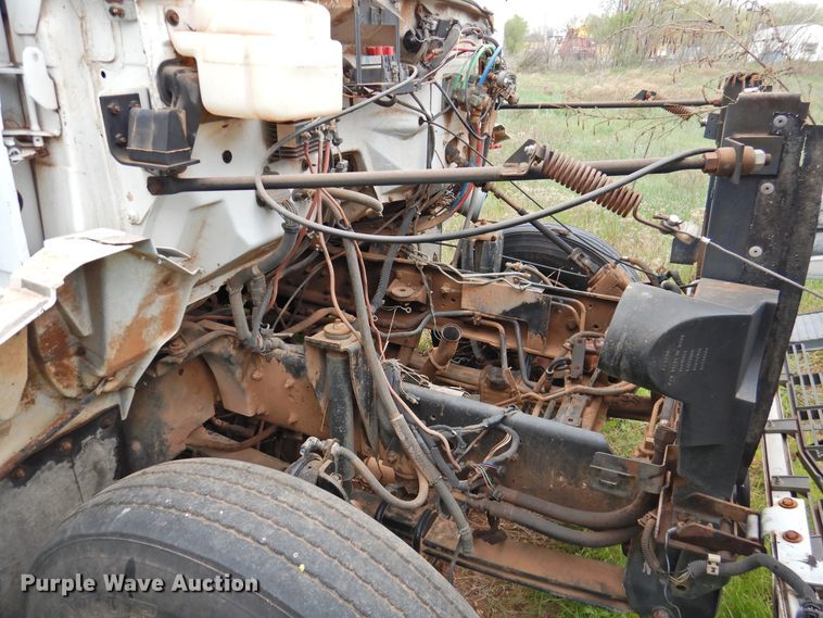 image for item DI0069 1993 Chevrolet Kodiak bucket truck