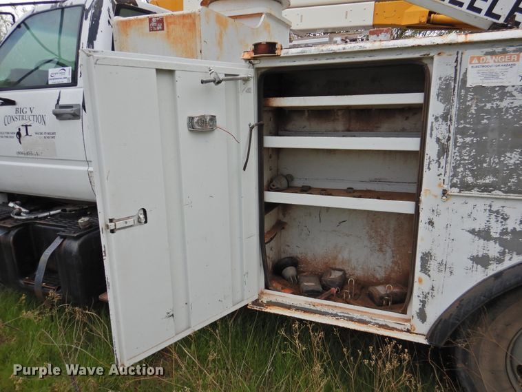 image for item DI0069 1993 Chevrolet Kodiak bucket truck