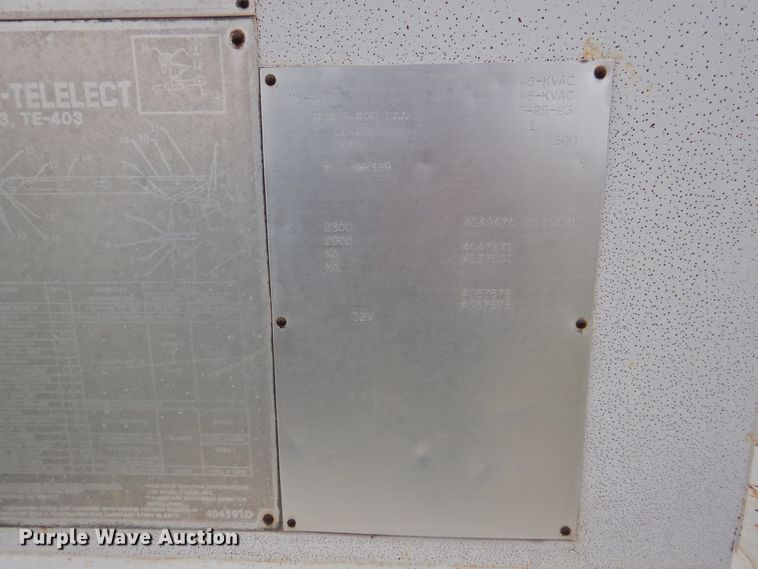 image for item DI0069 1993 Chevrolet Kodiak bucket truck