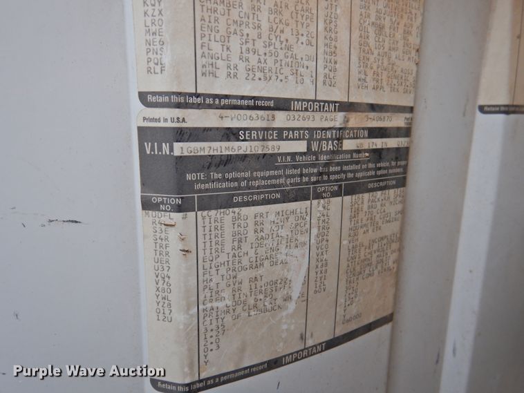 image for item DI0069 1993 Chevrolet Kodiak bucket truck