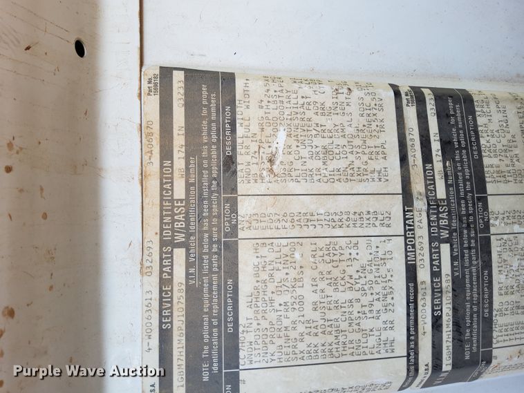 image for item DI0069 1993 Chevrolet Kodiak bucket truck