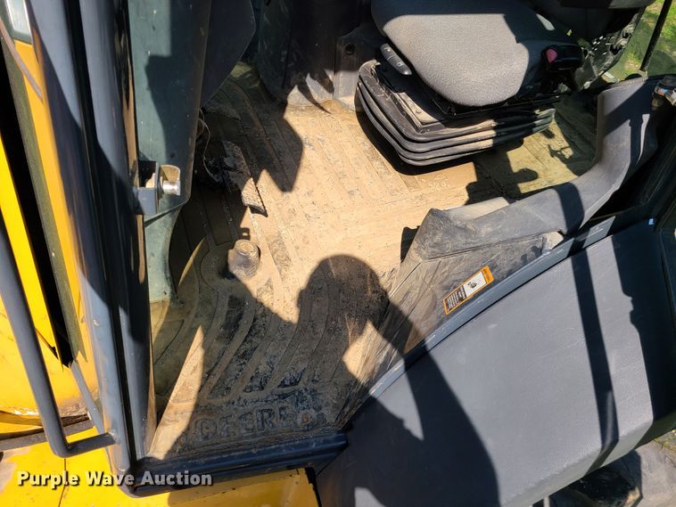 image for item EL9803 2010 John Deere 710J  backhoe