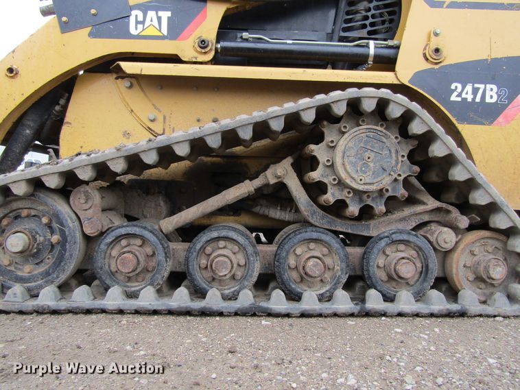 image for item FD9390 2007 Caterpillar 247B  tracked skid steer loader