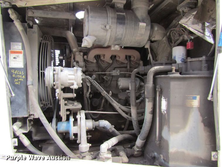 image for item FD9403 2000 Elgin Pelican Series P street sweeper