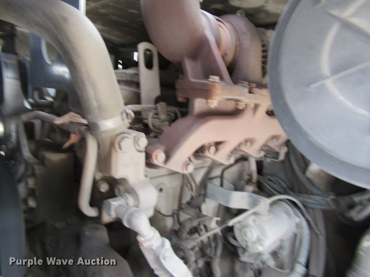 image for item FD9403 2000 Elgin Pelican Series P street sweeper