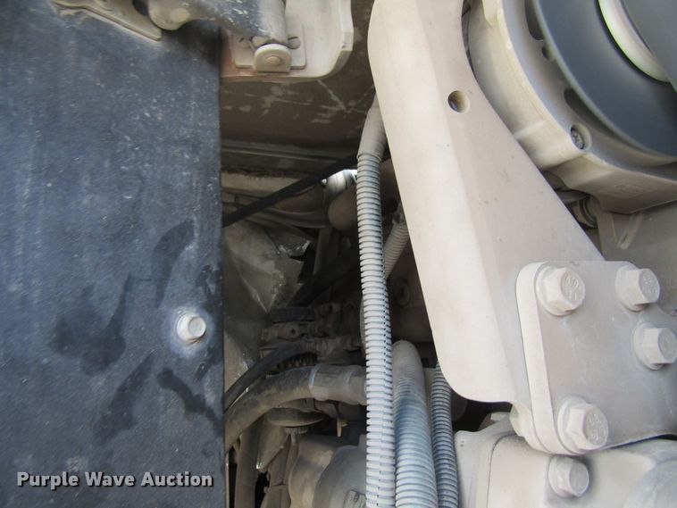 image for item FD9403 2000 Elgin Pelican Series P street sweeper