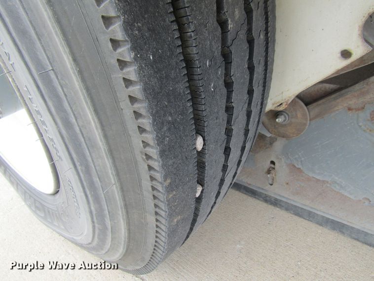 image for item FD9403 2000 Elgin Pelican Series P street sweeper