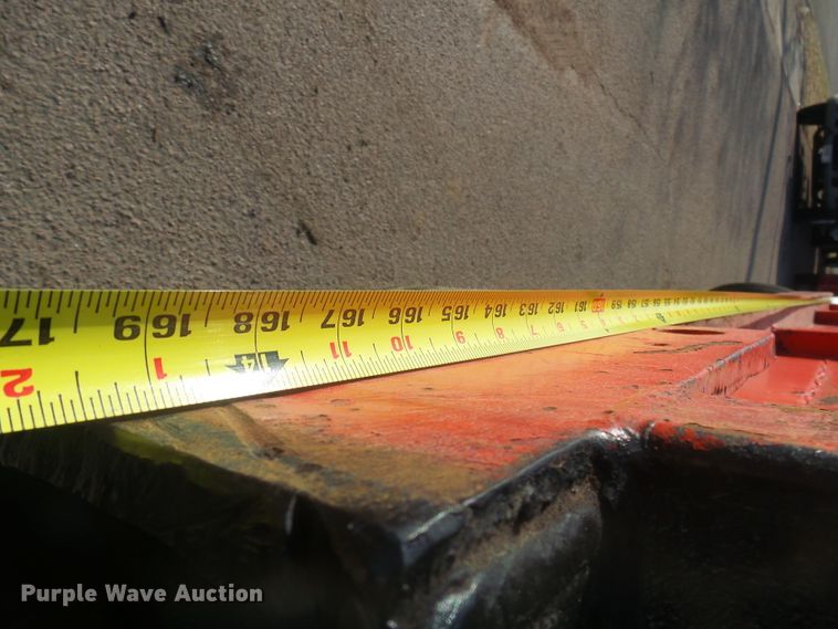 image for item FR9521 1998 Ford F700 chipper bed truck