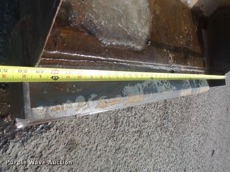 image for item FR9522 2007 Bobcat S100  skid steer loader