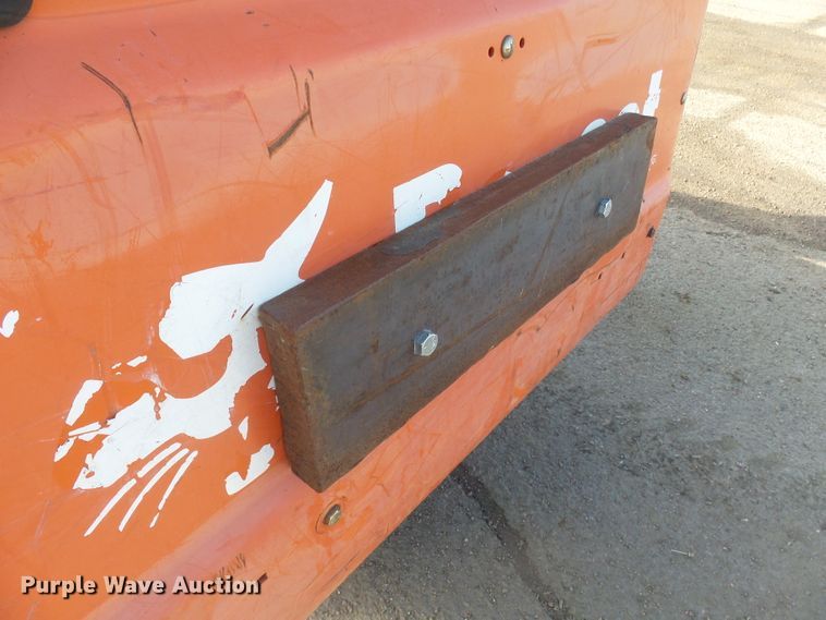 image for item FR9522 2007 Bobcat S100  skid steer loader